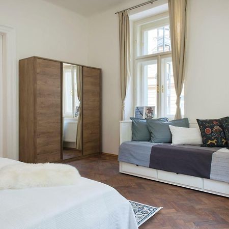 Kent Ridge Loft Leilighet Praha Eksteriør bilde