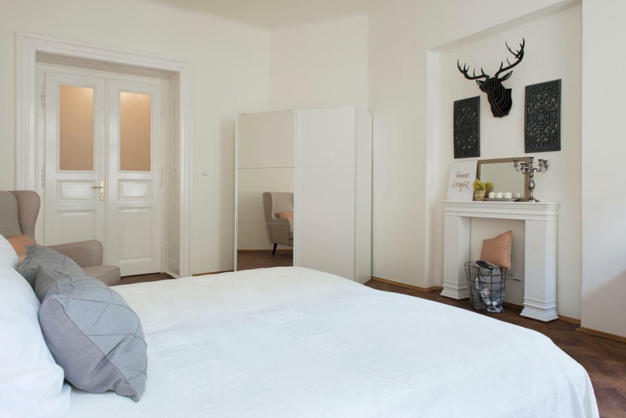 Kent Ridge Loft Leilighet Praha Eksteriør bilde