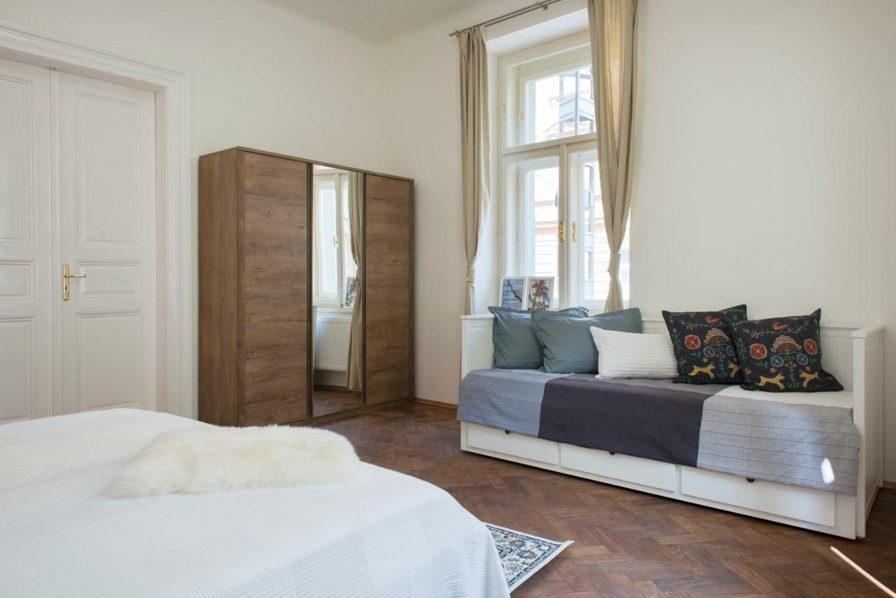 Kent Ridge Loft Leilighet Praha Eksteriør bilde