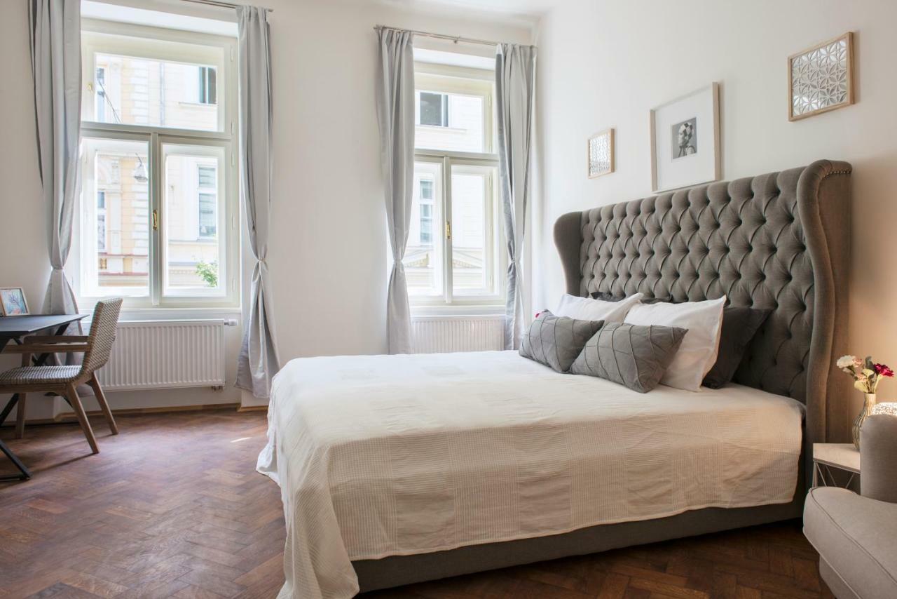 Kent Ridge Loft Leilighet Praha Eksteriør bilde