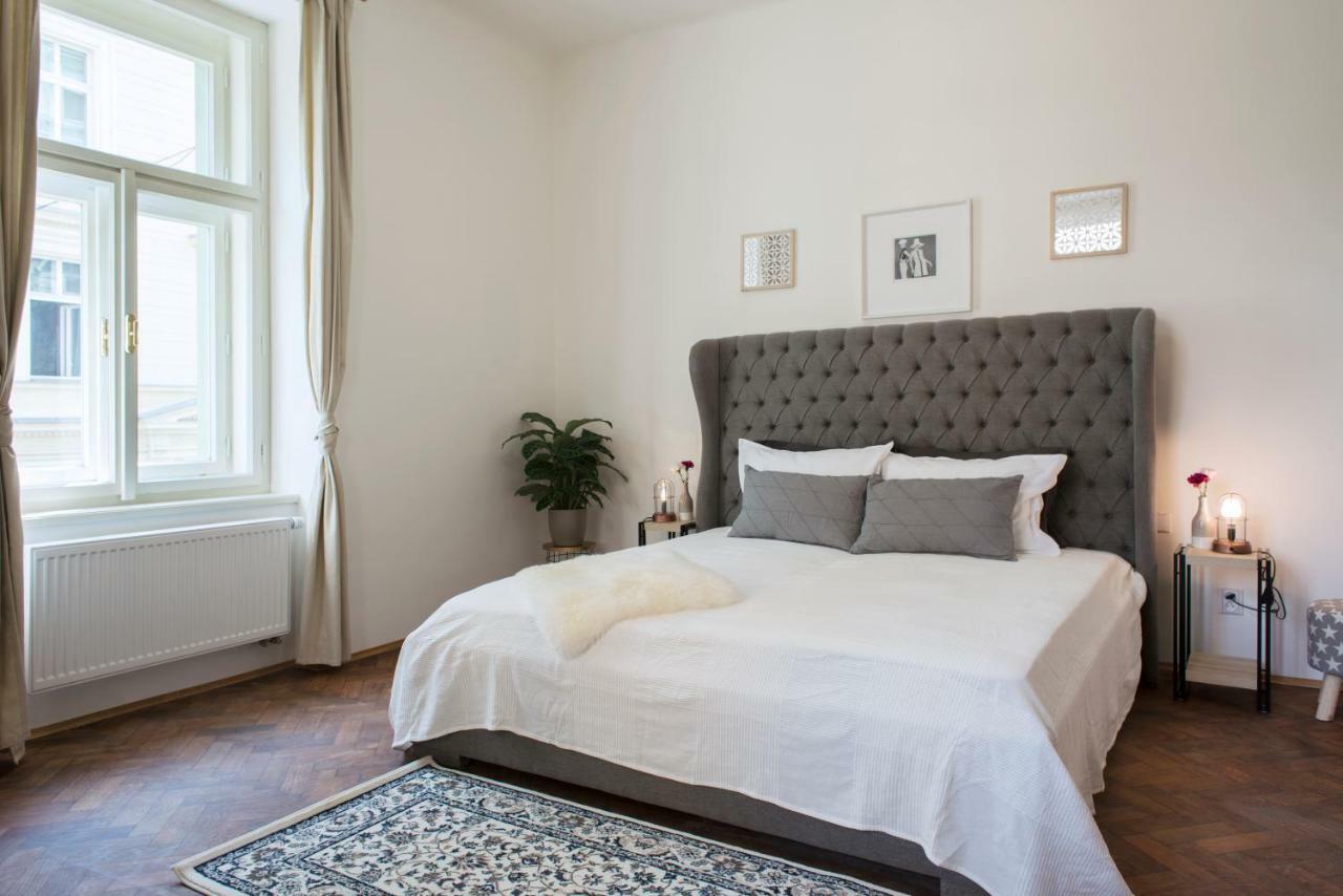 Kent Ridge Loft Leilighet Praha Eksteriør bilde